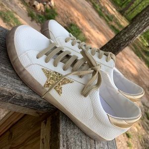 NWOT Shu shop sneakers